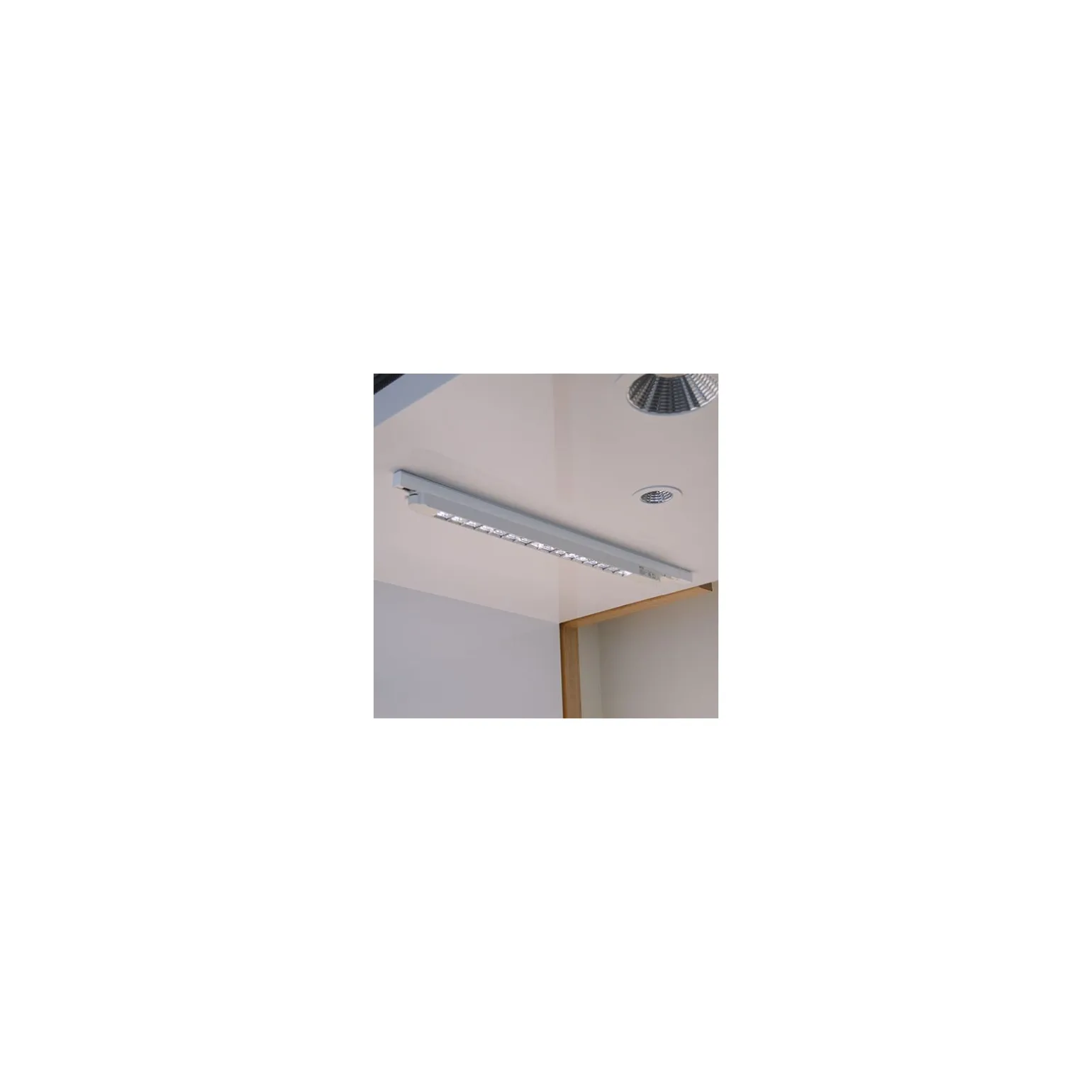 Interlight LED-skenbelysning Orion Vit 29W 3150lm 80D - 830 Varm Vit