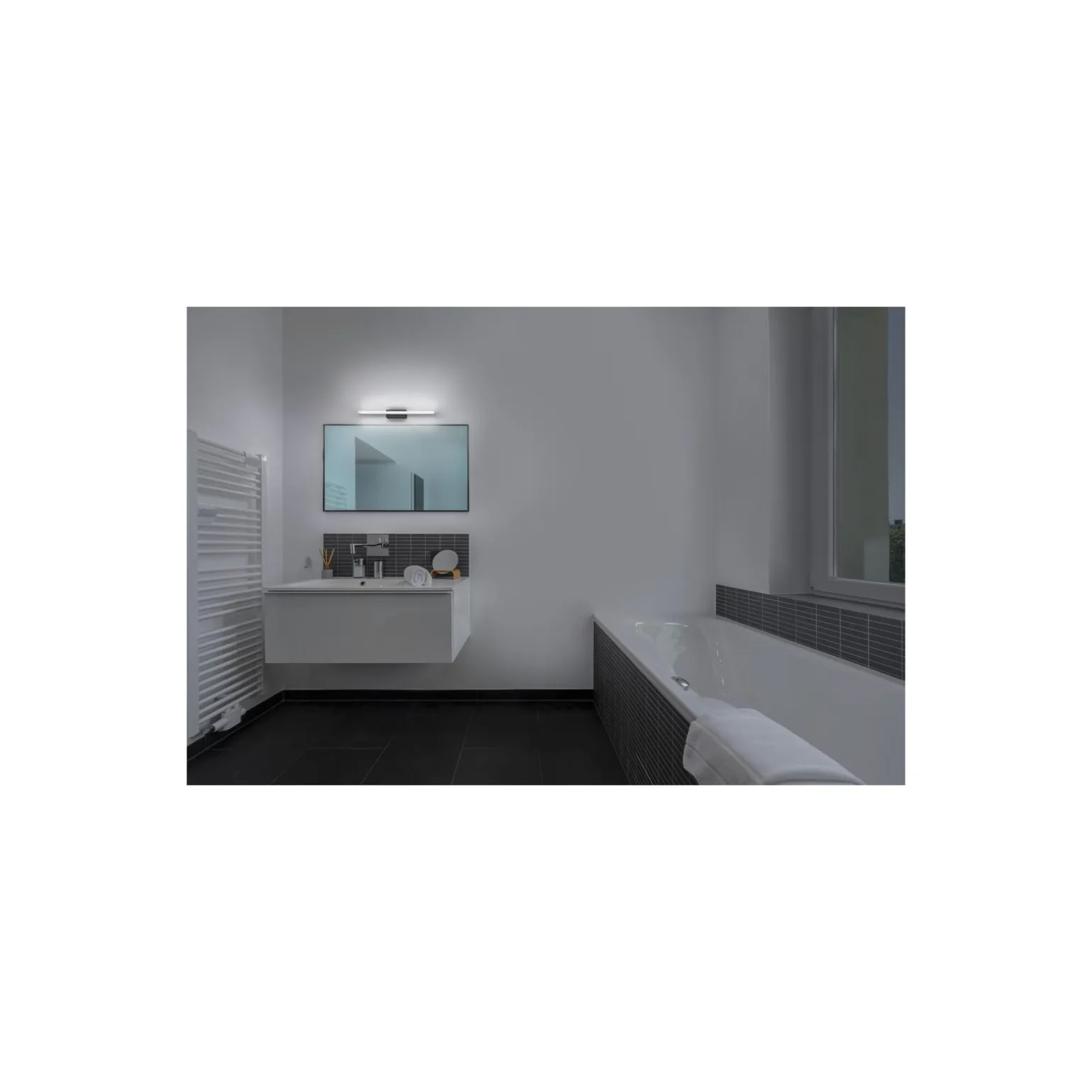 Ledvance LED Vägglampa Badrumsbelysning Orbis Mirror Svart 10W 950lm - 830-840 CCT | IP44 - Touchdimmerbar