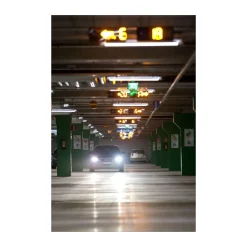 Philips LED Allmänbruksarmatur Vattentät Ledinaire EcoSet 50W 6800lm - 840 Kallvit | 150cm - Fjärrkontroll - Ersättare 2x58W